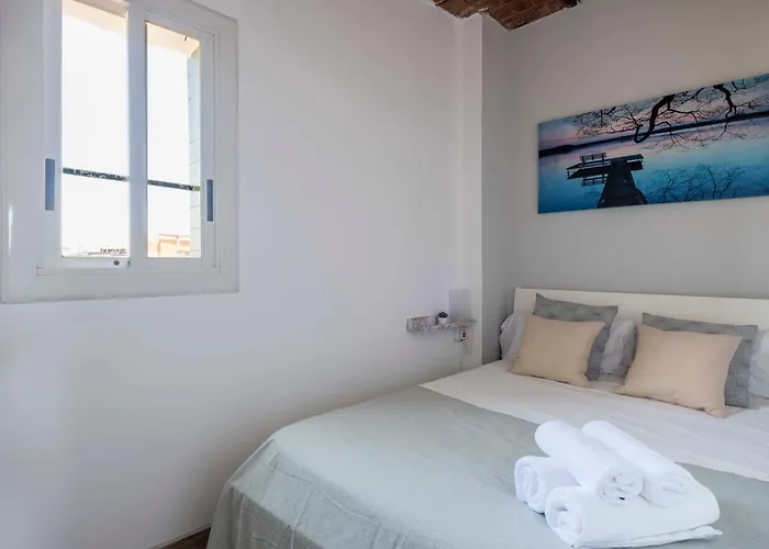 Atico Con Terraza En Fira - Negocios Y Turismo En Sants - Montjuic Apartman *